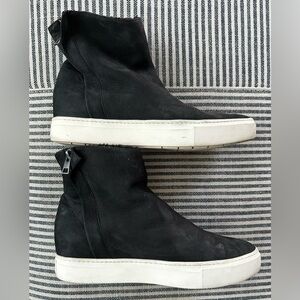 Vince Black Suede Fleece Lined Sneaker Boot Size 8.5